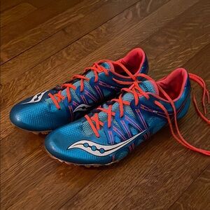 Saucony Spikes